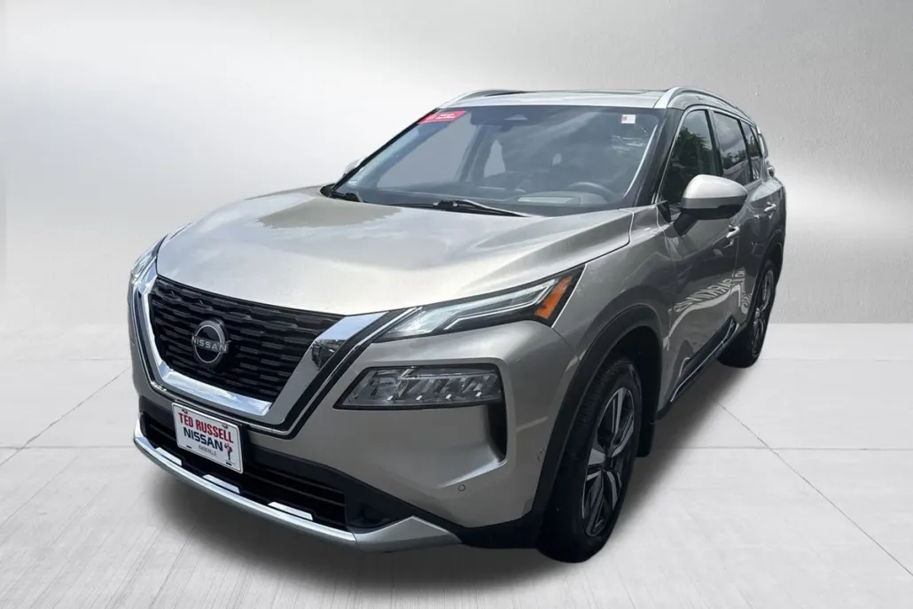 2023 Nissan Rogue Platinum photo 1