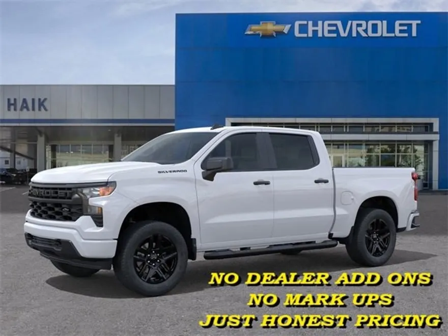 2026 Chevrolet Silverado Custom photo 1