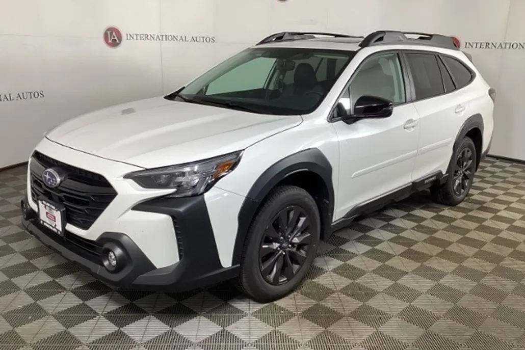 2025 Subaru Outback Onyx Edition photo 1