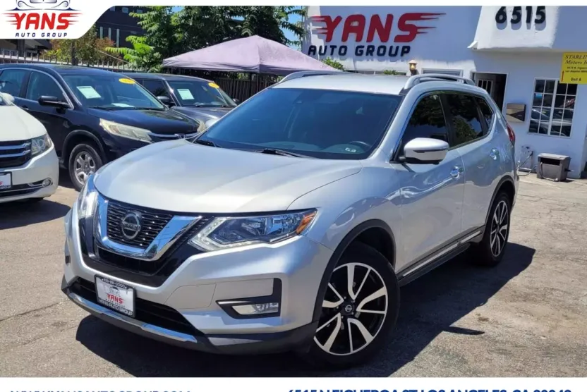 2020 Nissan Rogue SL photo 1