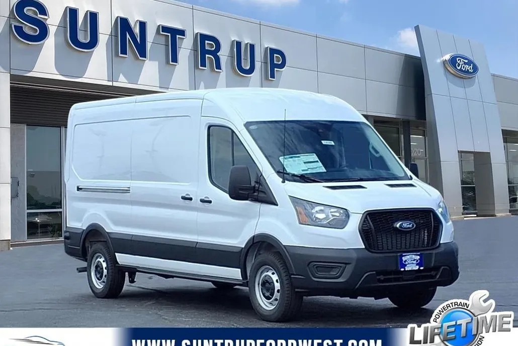 2025 Ford Transit photo 1
