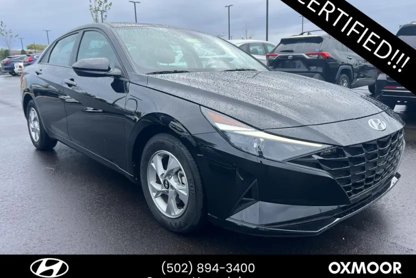 2023 Hyundai Elantra SE photo 1