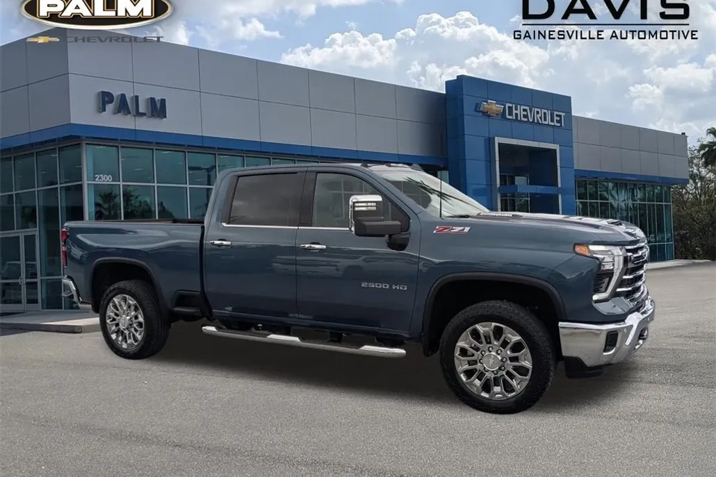 2026 Chevrolet Silverado 2500HD LTZ photo 1