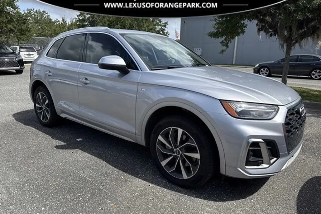 2022 Audi Q5 45 S line Premium photo 1