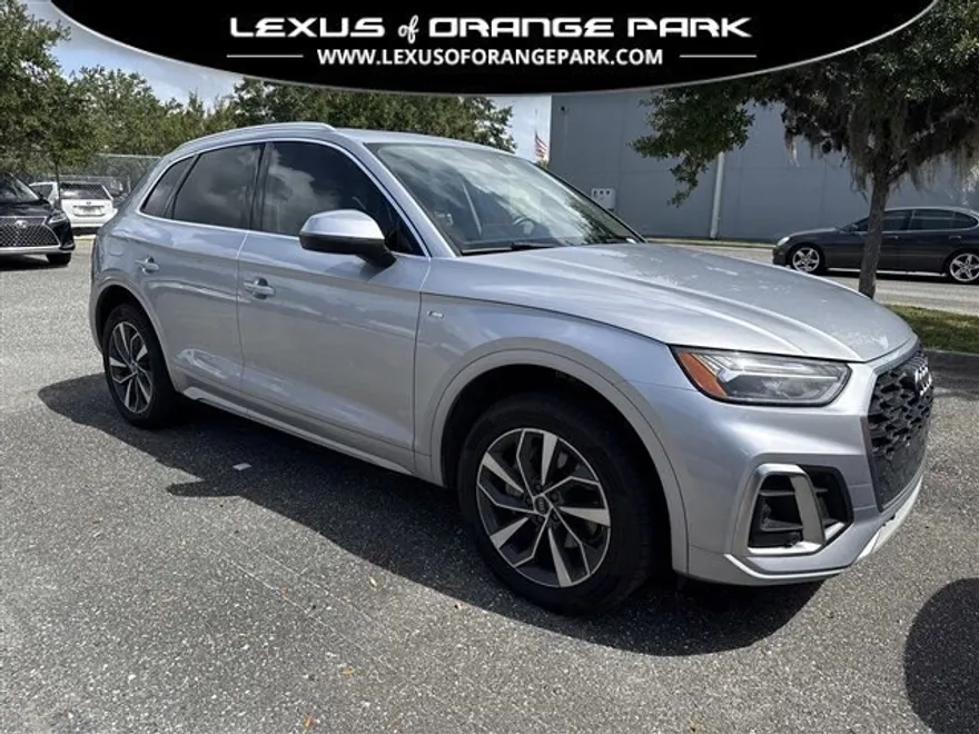 2022 Audi Q5 45 S line Premium photo 1