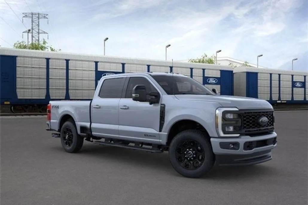 2025 Ford F-350 photo 1