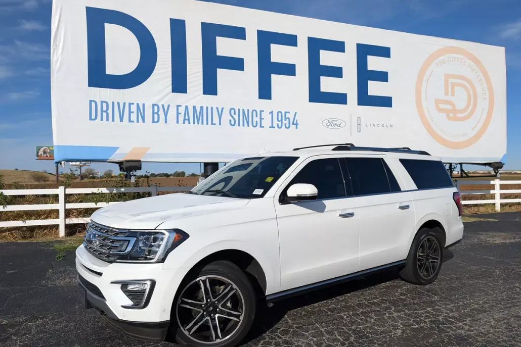 2021 Ford Expedition MAX Limited photo 1