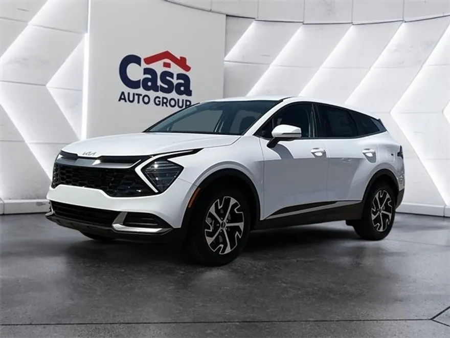 2025 Kia Sportage EX photo 1