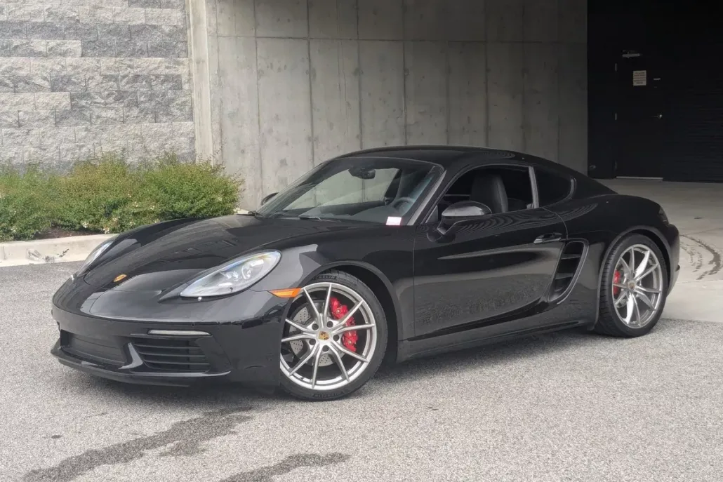 2025 Porsche Cayman S photo 1