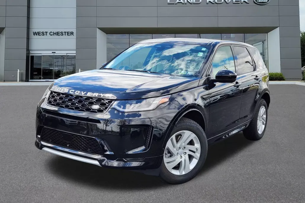 2024 Land Rover Discovery Sport S photo 1