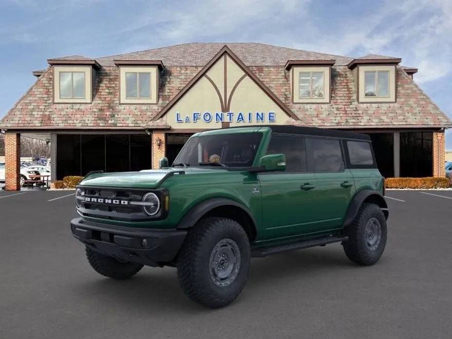 2024 Ford Bronco Outer Banks photo 1