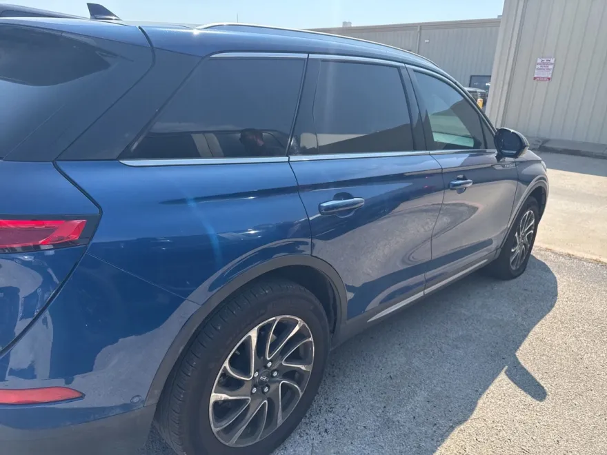 2020 Lincoln Corsair Standard photo 1
