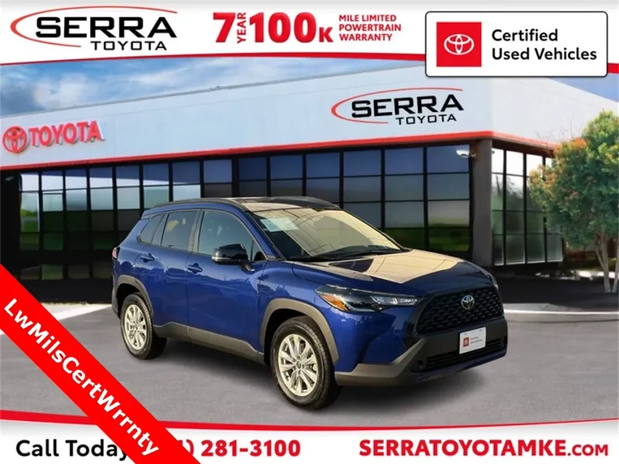 2025 Toyota Corolla Cross LE photo 1