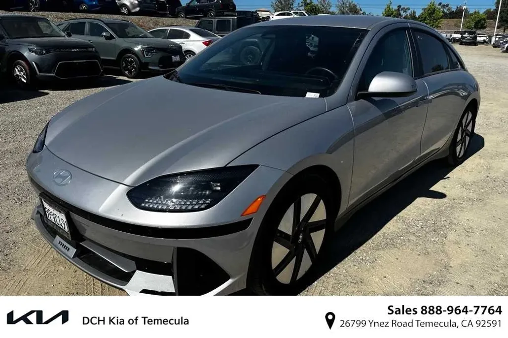 2025 Hyundai Ioniq 6 SE photo 1