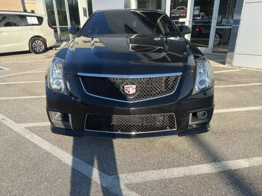 2009 Cadillac CTS V photo 1