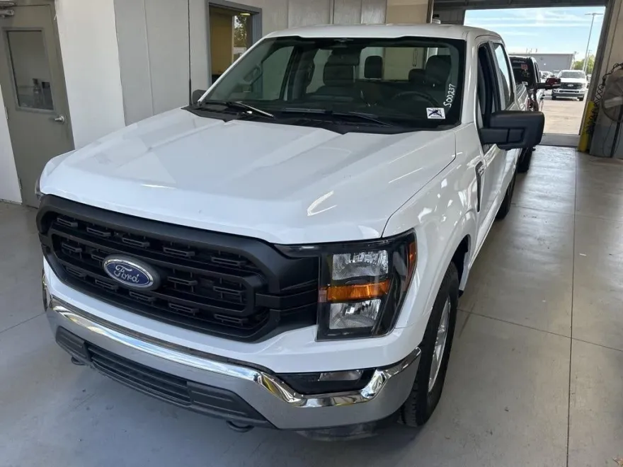 2023 Ford F-150 XL photo 1