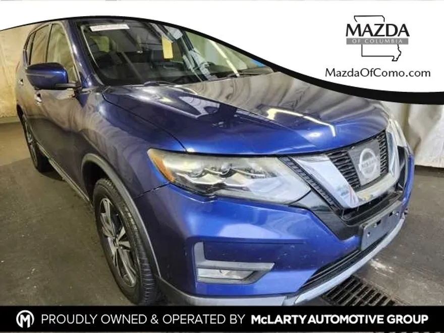 2017 Nissan Rogue SL photo 1