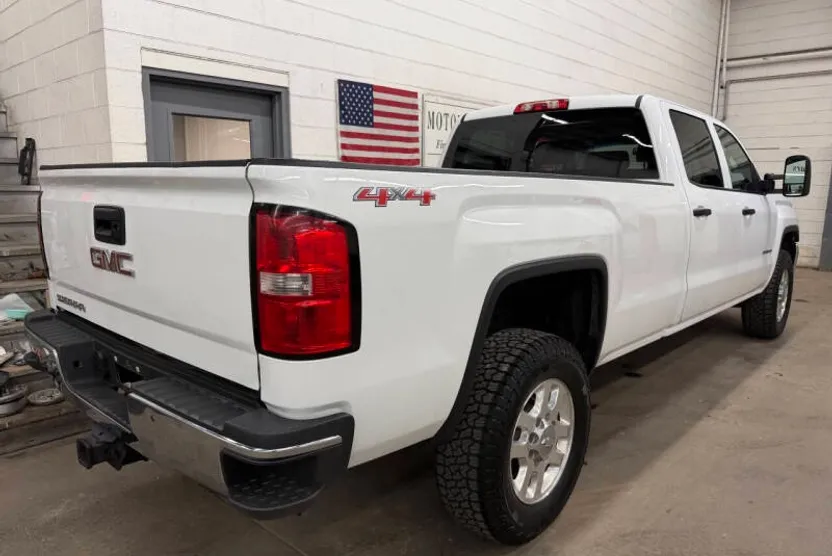 2015 Gmc Sierra Base photo 1