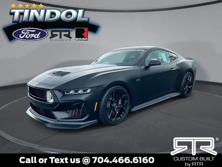 2025 Ford Mustang GT photo 1