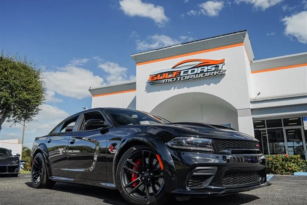 2022 Dodge Charger SRT8 Hellcat Redeye photo 1