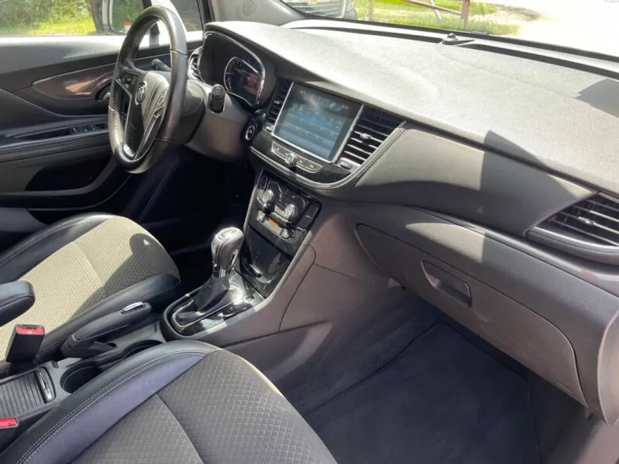 2019 Buick Encore Preferred photo 1