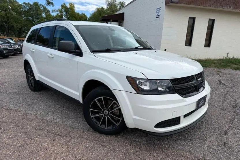 2018 Dodge Journey SE photo 1