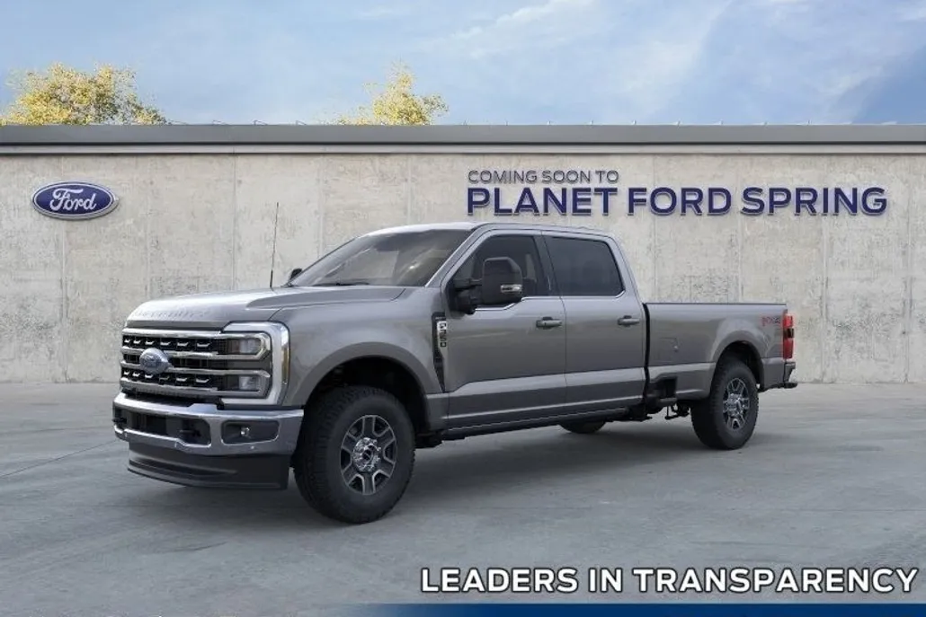 2025 Ford F-350 Lariat photo 1