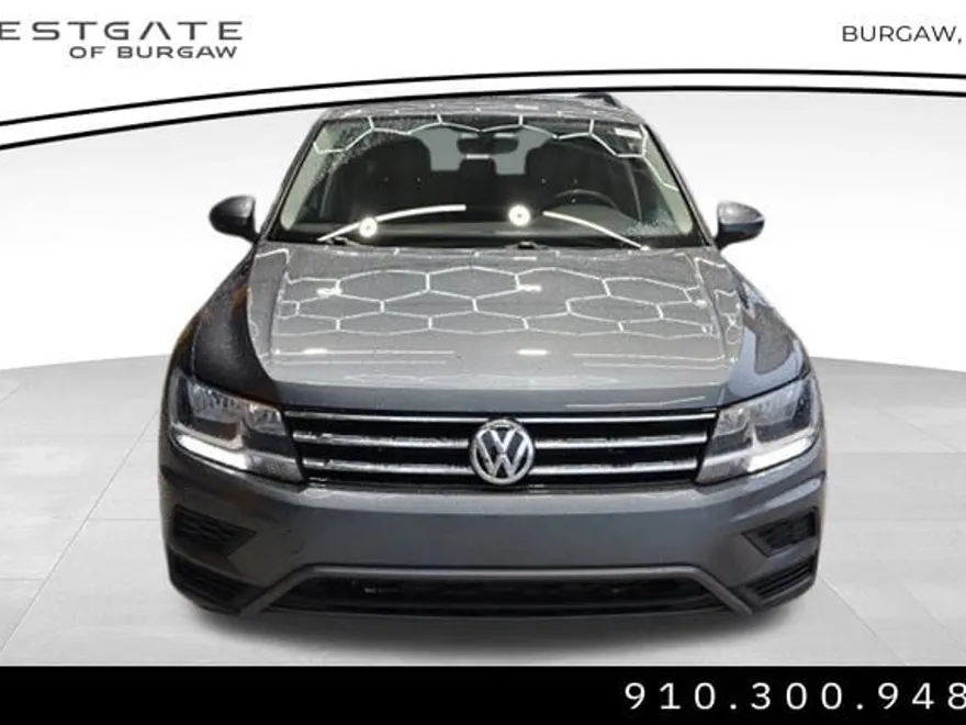 2021 Volkswagen Tiguan SE photo 1
