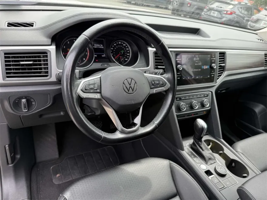 2021 Volkswagen Atlas V6 SE Technology photo 1