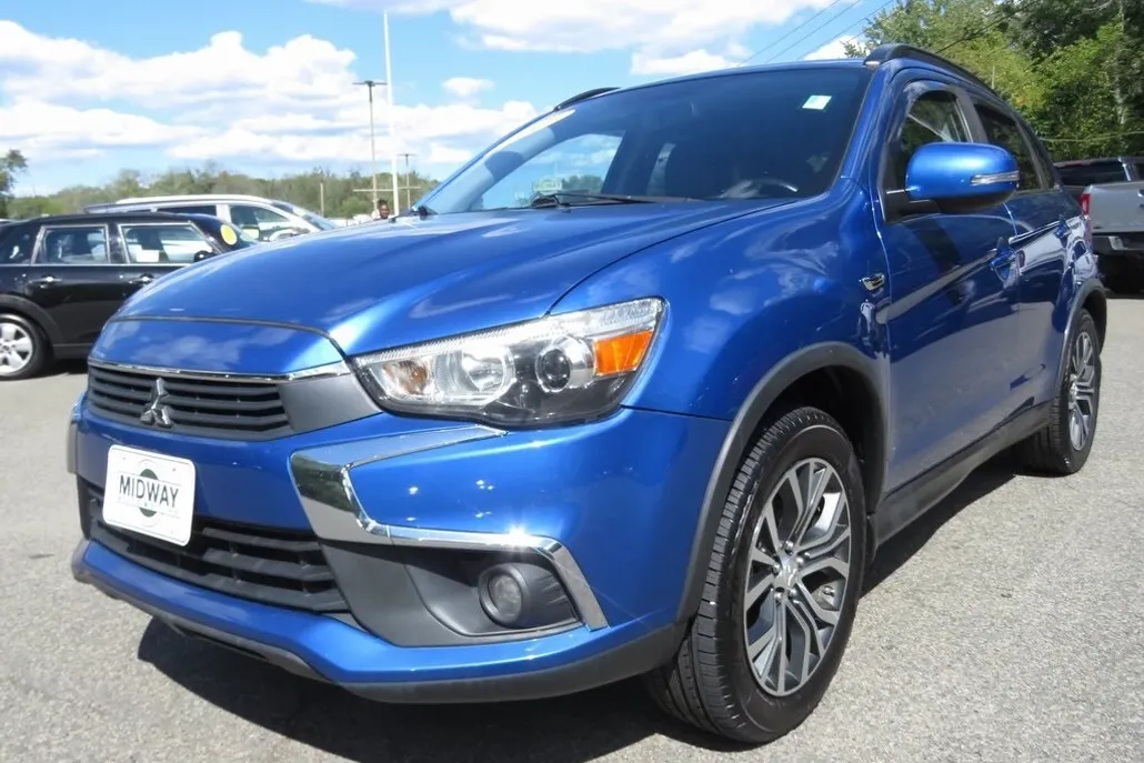 2017 Mitsubishi Outlander Sport SEL photo 1