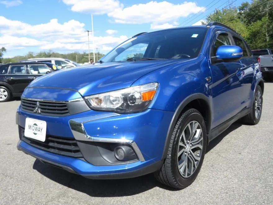 2017 Mitsubishi Outlander Sport SEL photo 1