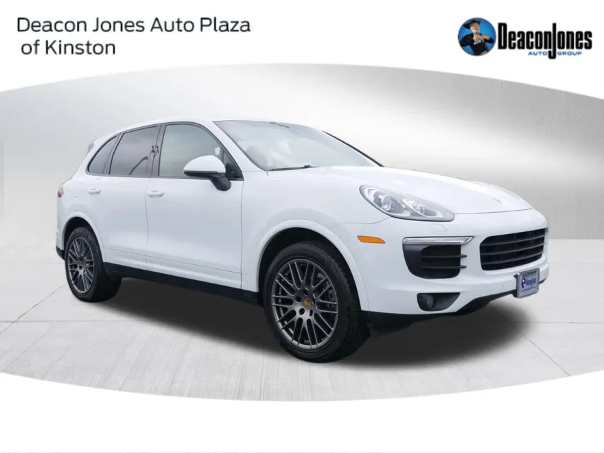 2018 Porsche Cayenne Base photo 1