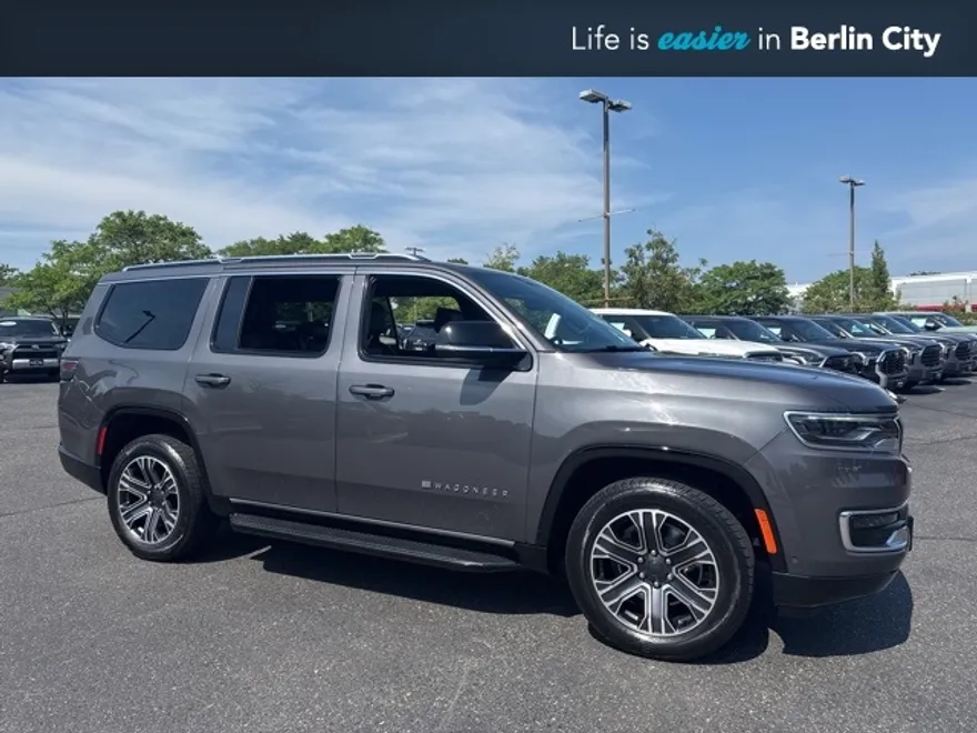 2024 Jeep Wagoneer Series II photo 1