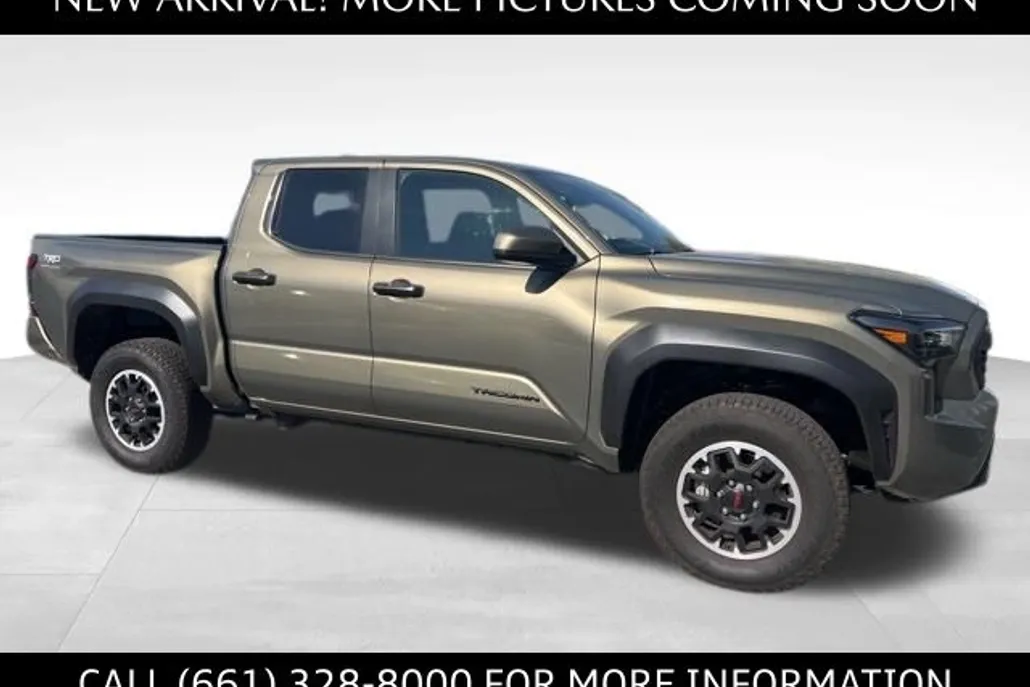 2025 Toyota Tacoma TRD Off-Road photo 1