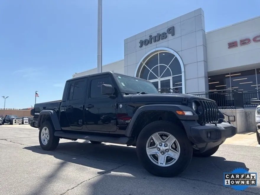 2020 Jeep Gladiator Sport photo 1