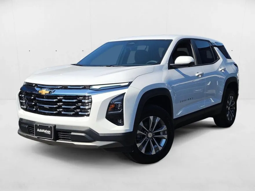 2026 Chevrolet Equinox LT photo 1