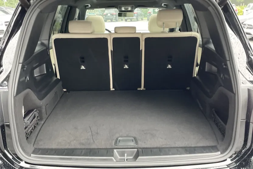 2024 Mercedes Benz GLB 250 4MATIC photo 1