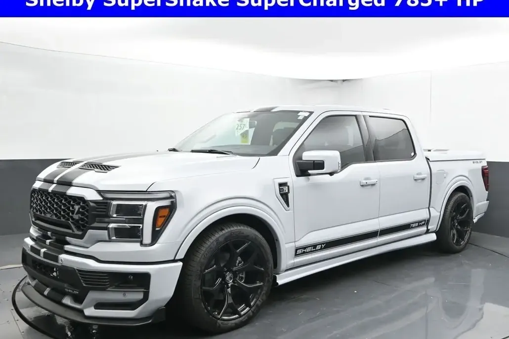 2025 Ford F-150 Lariat photo 1