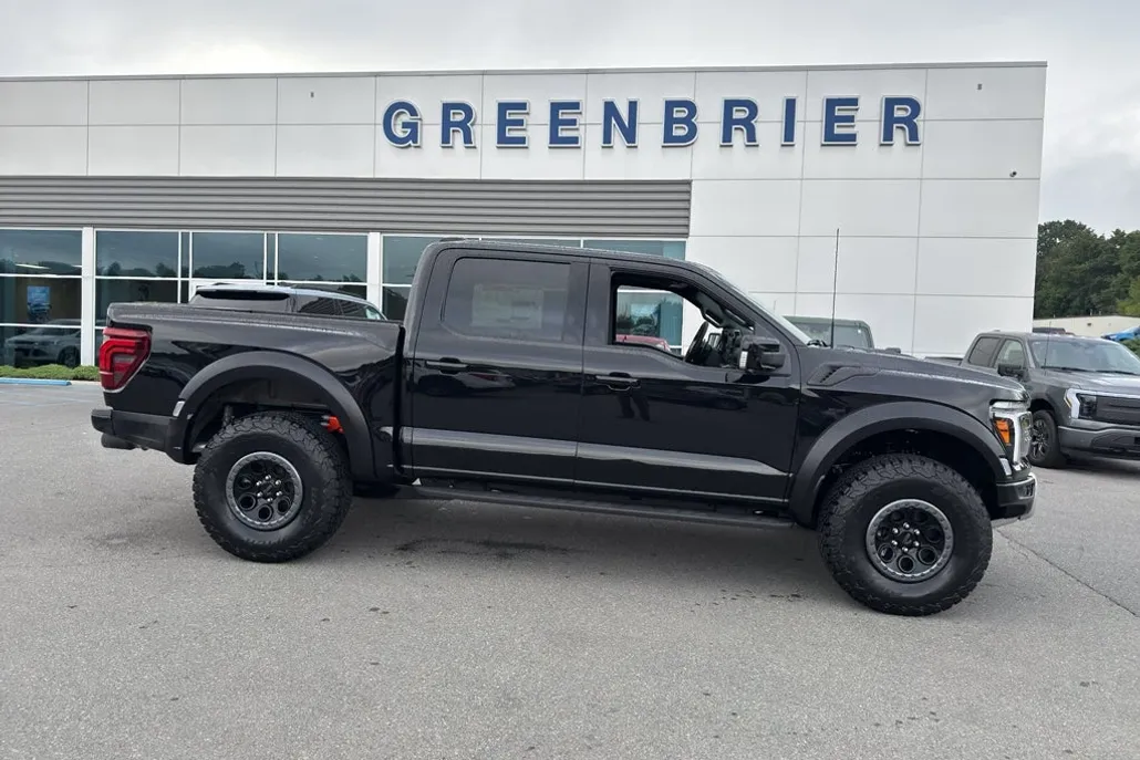 2025 Ford F-150 Raptor photo 1