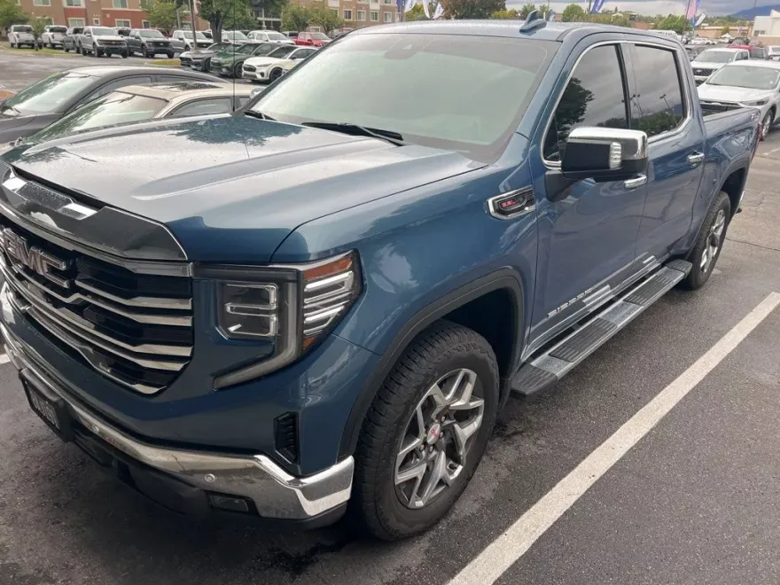 2024 Gmc Sierra 1500 SLT photo 1