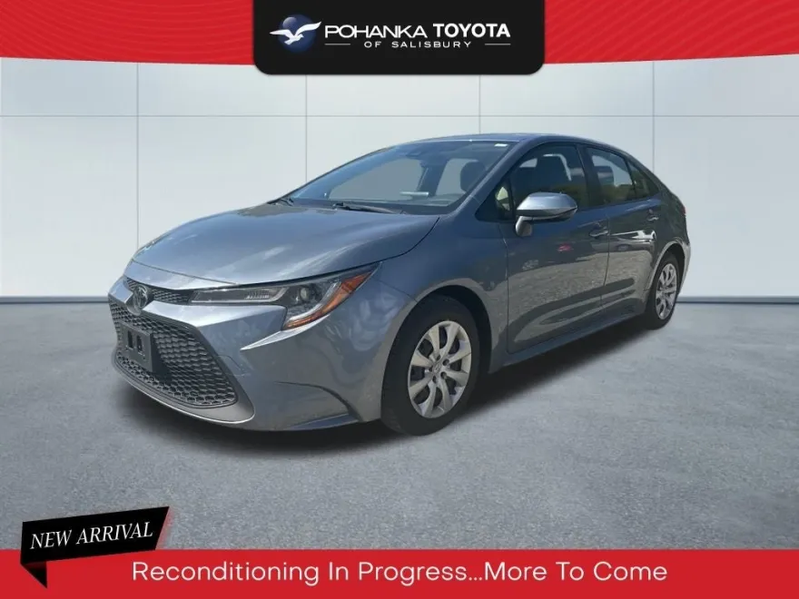2022 Toyota Corolla LE photo 1