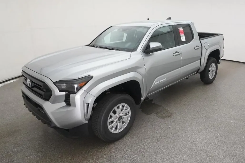 2025 Toyota Tacoma SR5 Double Cab photo 1