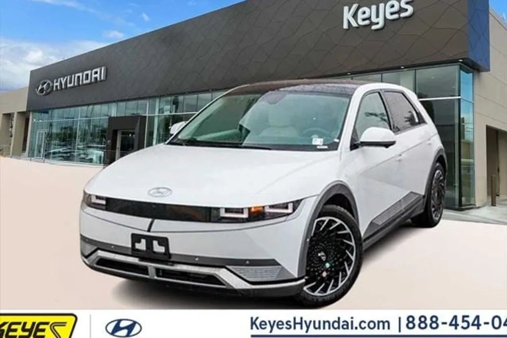 2024 Hyundai Ioniq 5 Limited photo 1