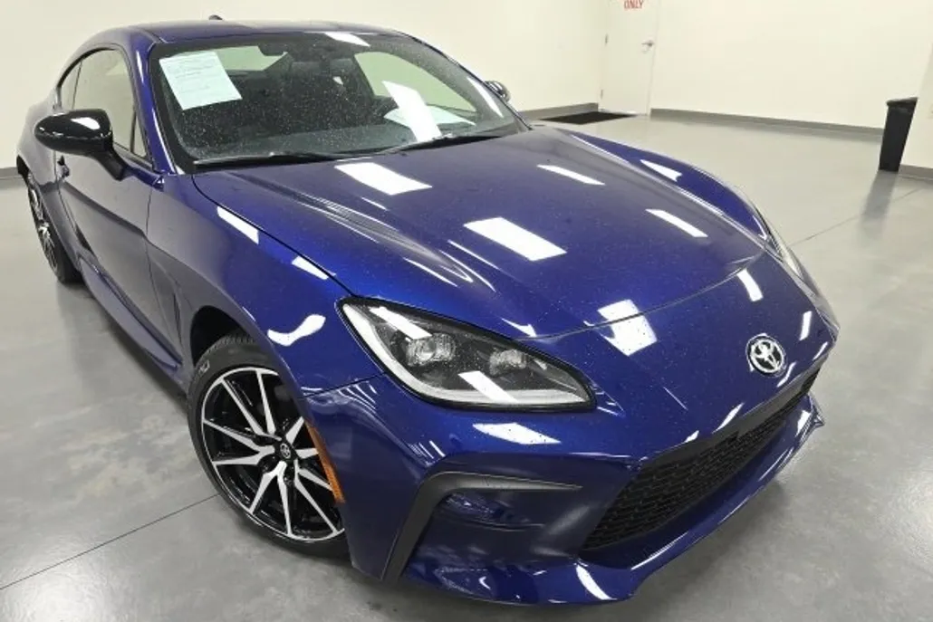 2022 Toyota GR86 Base photo 1
