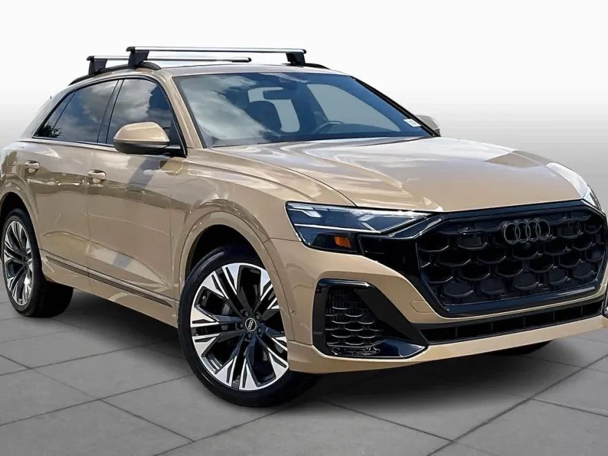 2025 Audi Q8 Premium Plus photo 1