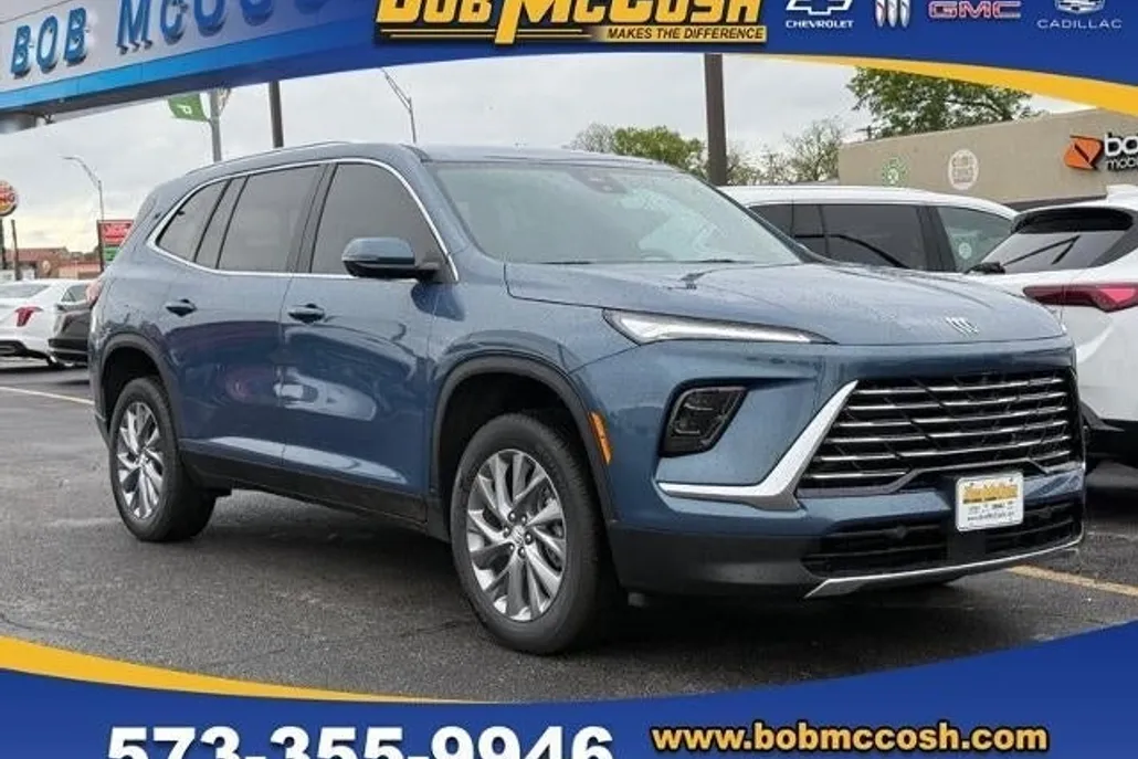 2025 Buick Enclave Preferred photo 1