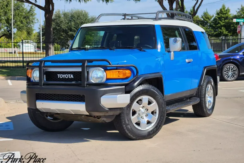 2007 Toyota FJ Cruiser Base photo 1