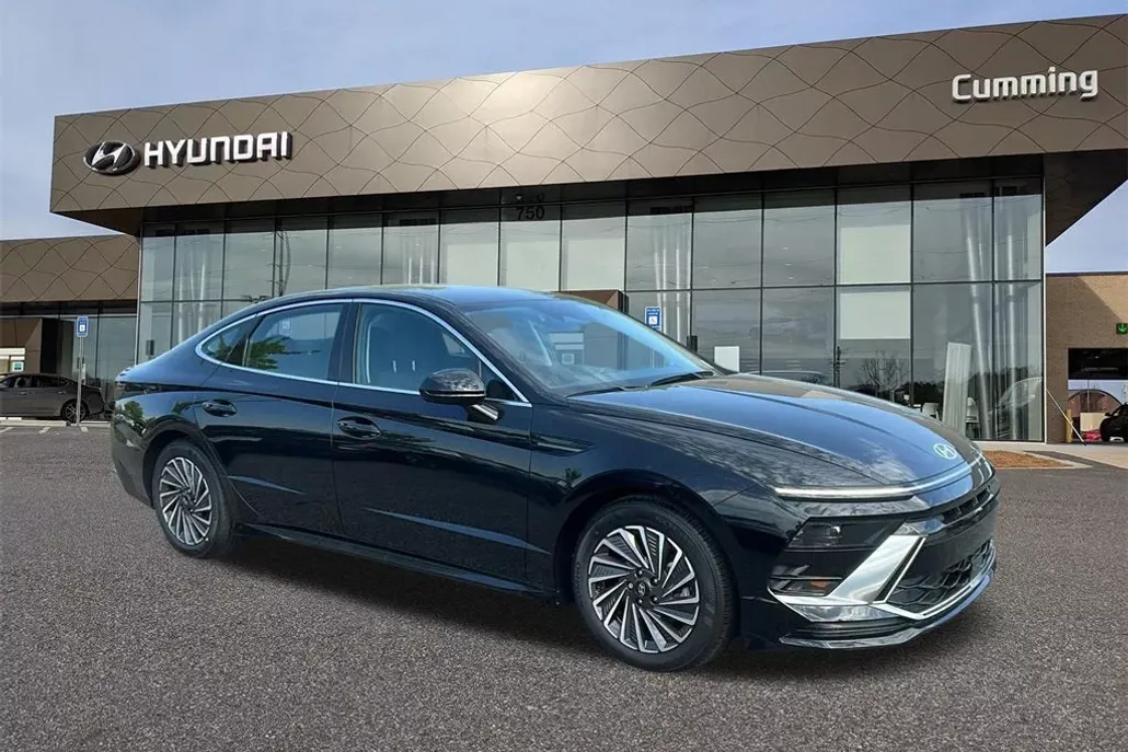 2025 Hyundai Sonata Hybrid SEL photo 1