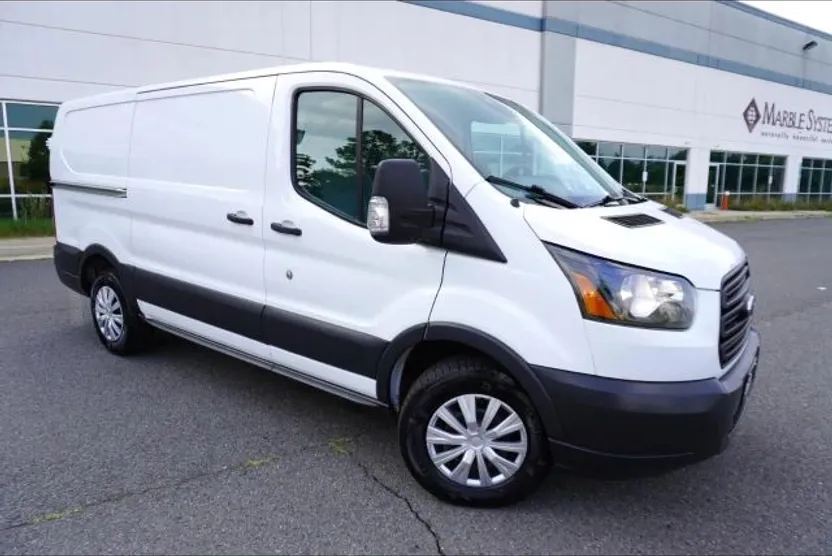 2017 Ford Transit Van photo 1