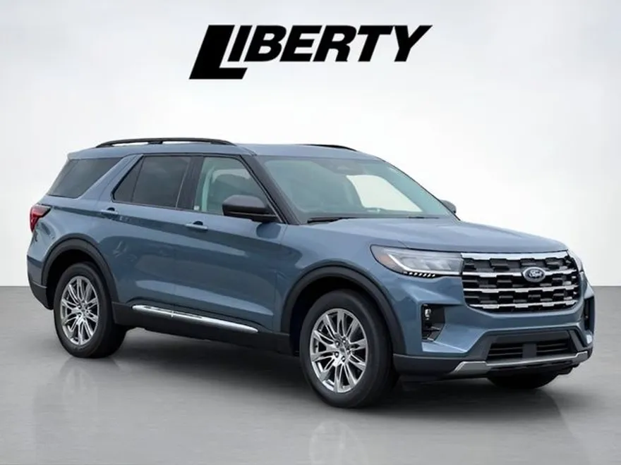 2026 Ford Explorer photo 1